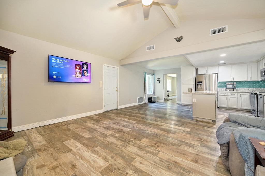 Detail Gallery Image 18 of 35 For 6017 Centurion, Citrus Heights,  CA 95621 - 3 Beds | 2 Baths