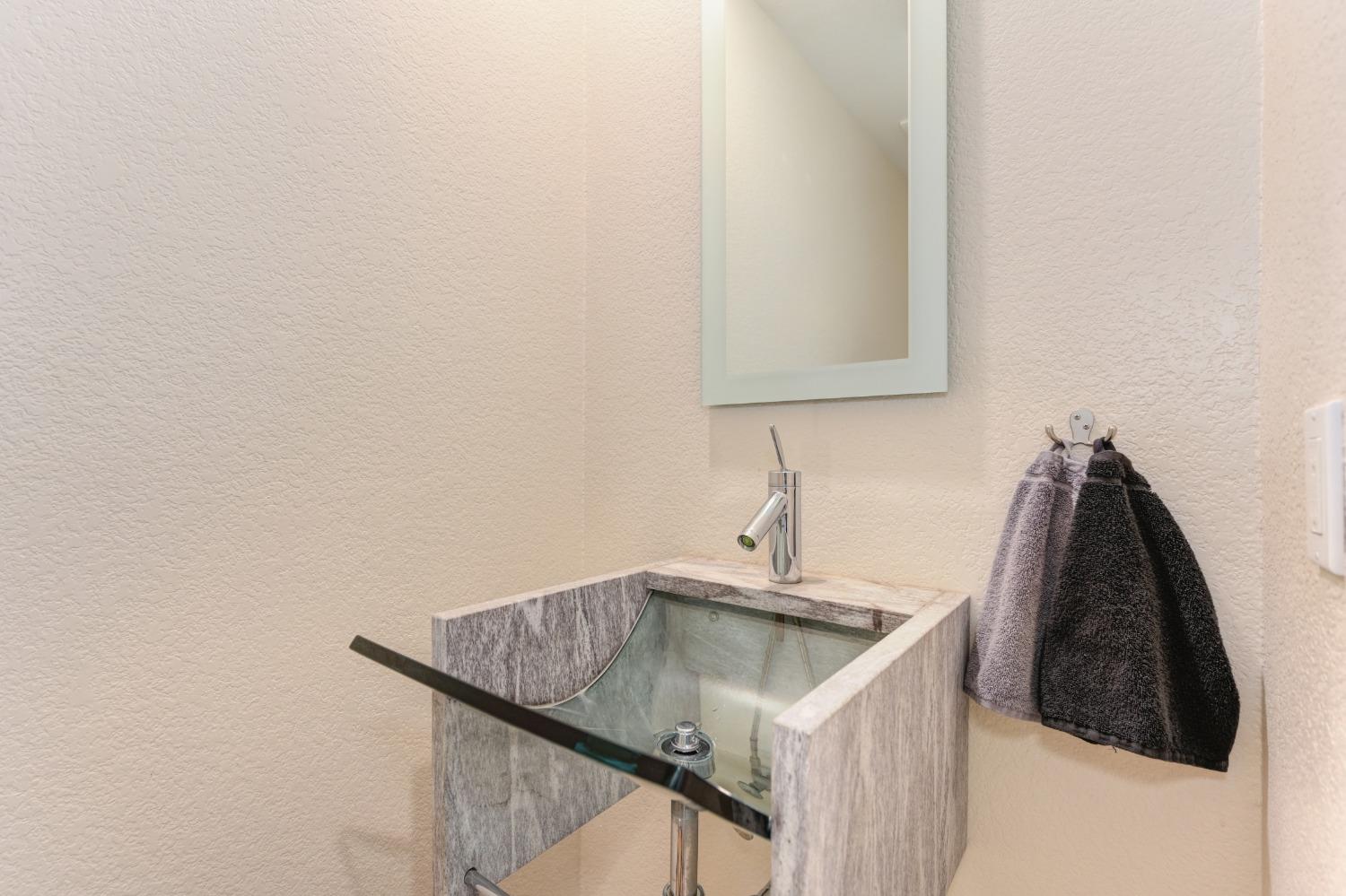 Detail Gallery Image 19 of 51 For 23380 Barnes Ln, Colfax,  CA 95713 - 2 Beds | 2/1 Baths