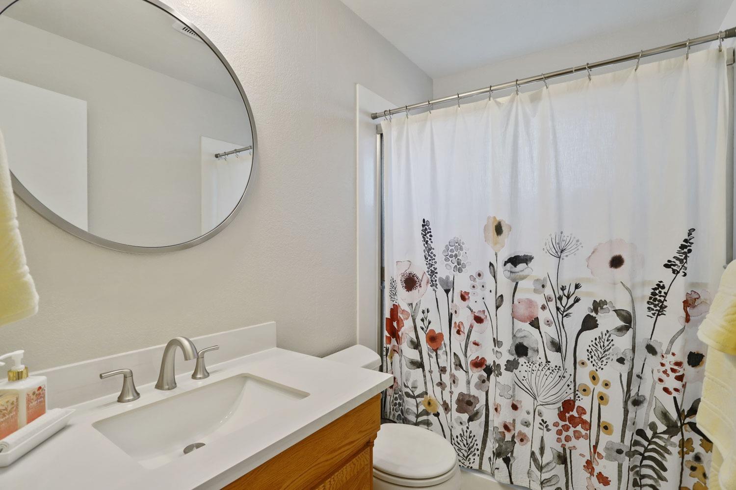 Detail Gallery Image 34 of 51 For 2600 Scandia Ct, Modesto,  CA 95358 - 3 Beds | 2 Baths