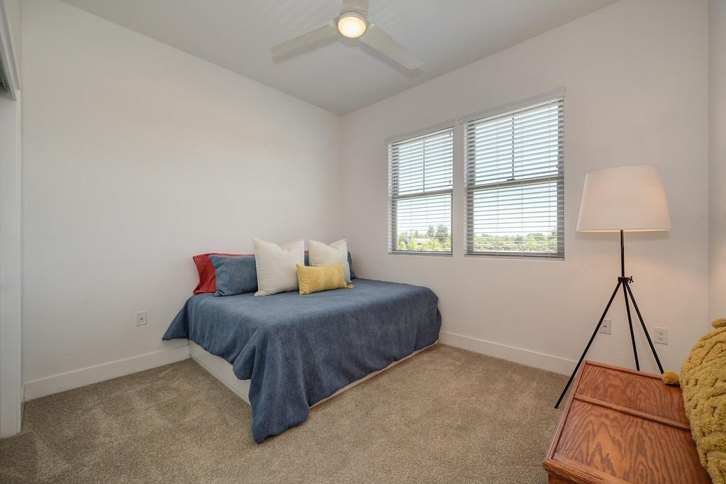 Detail Gallery Image 15 of 41 For 1000 Berryessa Ln #325,  Davis,  CA 95616 - 3 Beds | 2/1 Baths