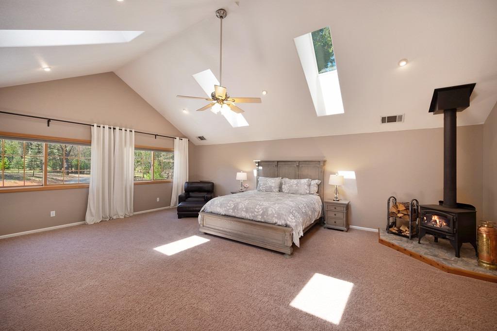 Detail Gallery Image 37 of 64 For 4505 Wabasso Ln, Garden Valley,  CA 95633 - 3 Beds | 4 Baths