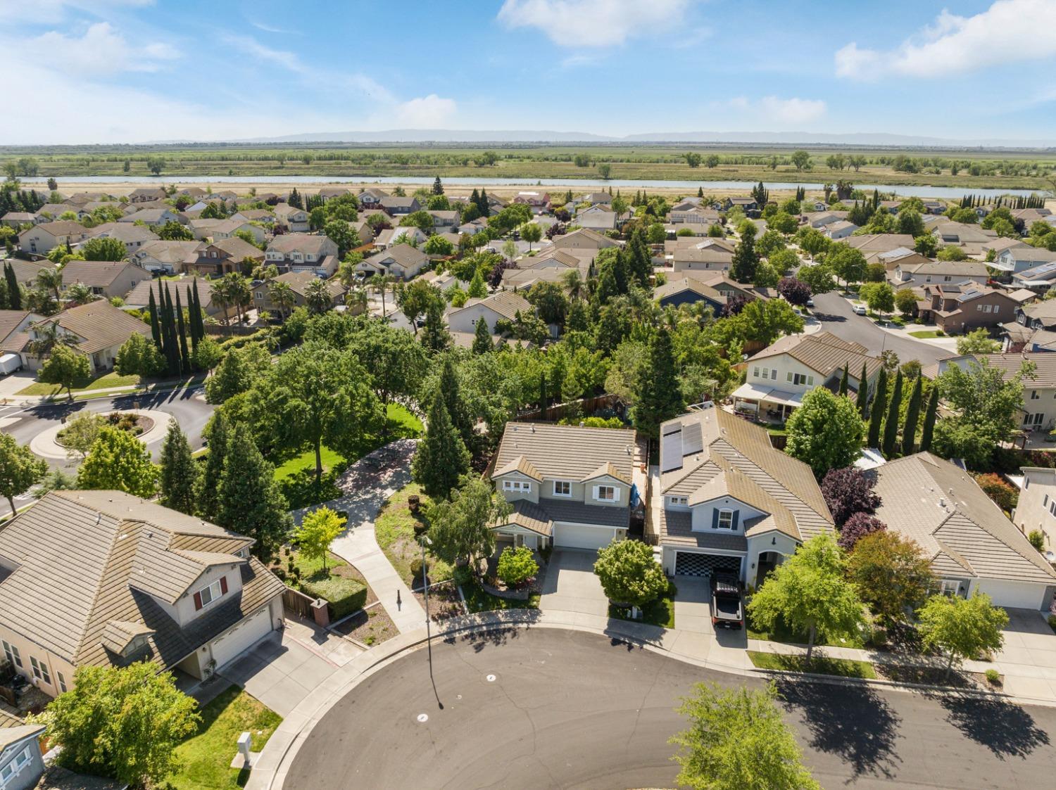 Detail Gallery Image 41 of 43 For 3182 Pender Island St, West Sacramento,  CA 95691 - 3 Beds | 3 Baths