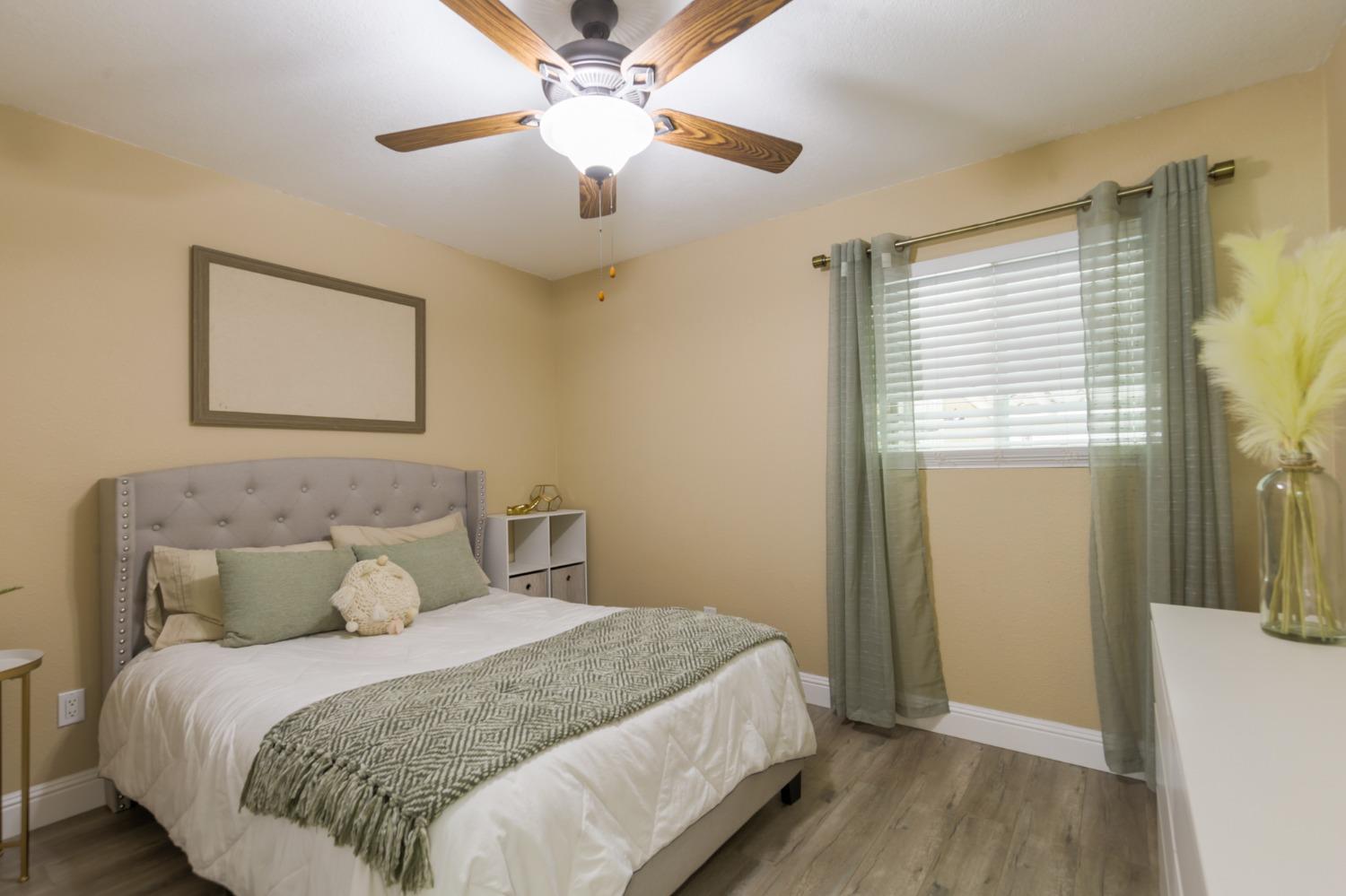 Detail Gallery Image 21 of 52 For 1621 W Whitmore Ave, Modesto,  CA 95358 - 3 Beds | 1/1 Baths