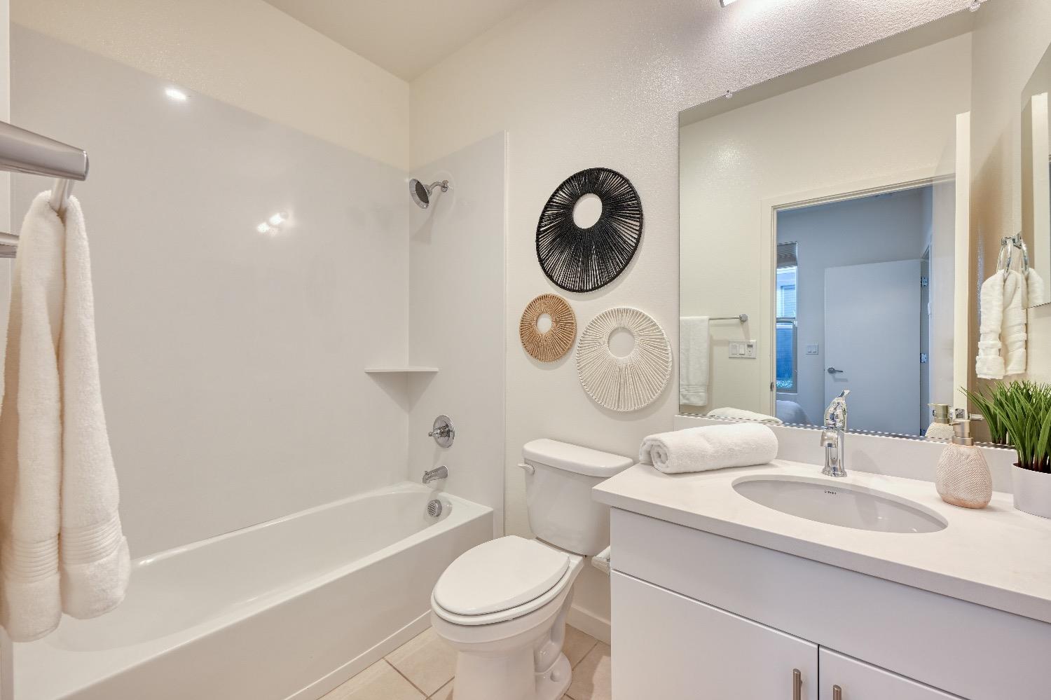 Detail Gallery Image 19 of 24 For 337 Crate Ave, Sacramento,  CA 95818 - 2 Beds | 2/1 Baths
