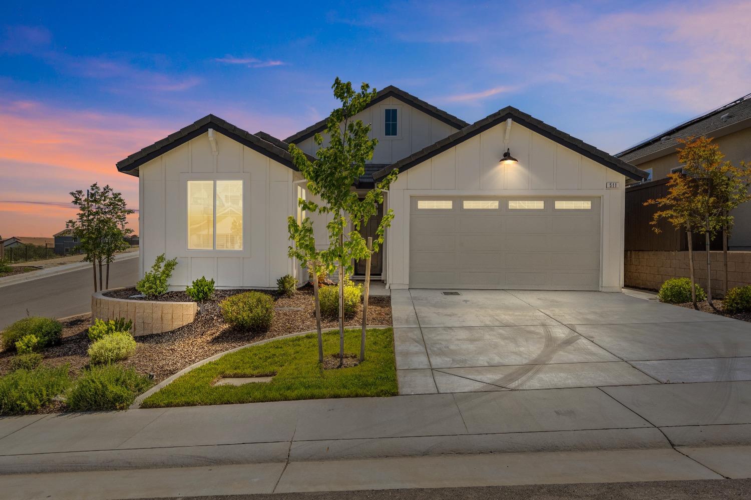 Detail Gallery Image 1 of 57 For 511 Desert Bloom Ct, Rocklin,  CA 95765 - 3 Beds | 2 Baths