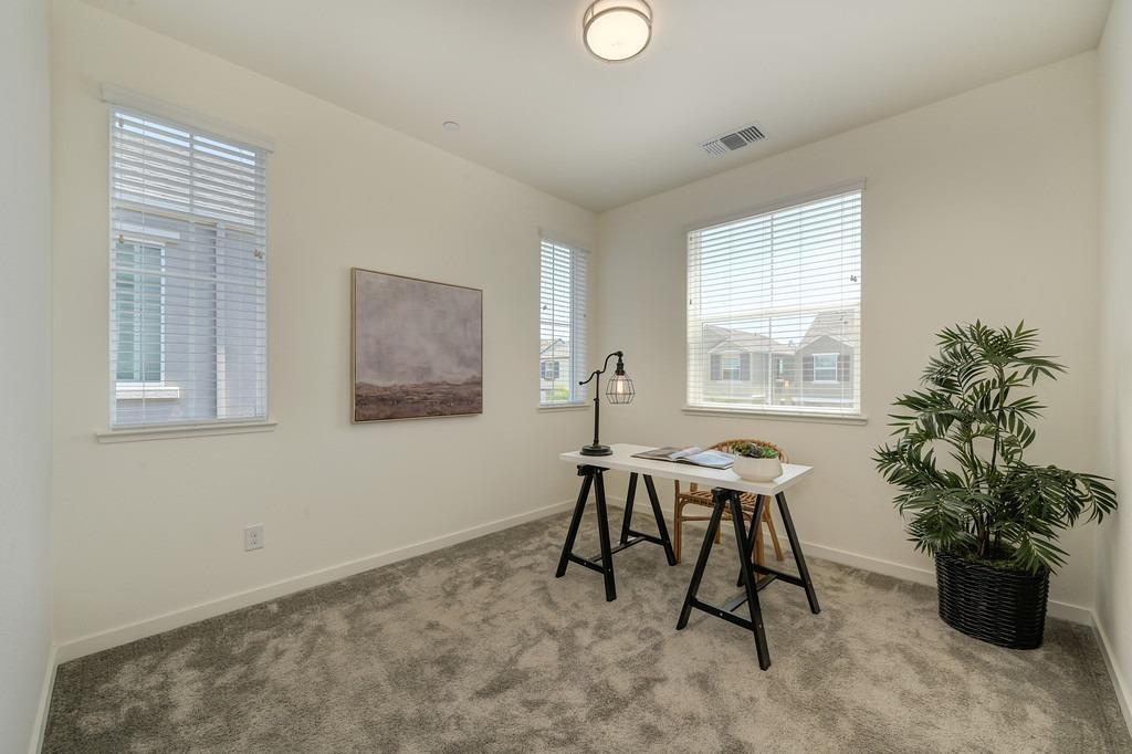 Detail Gallery Image 8 of 26 For 1200 Golden Angel Way, Sacramento,  CA 95838 - 2 Beds | 2/1 Baths