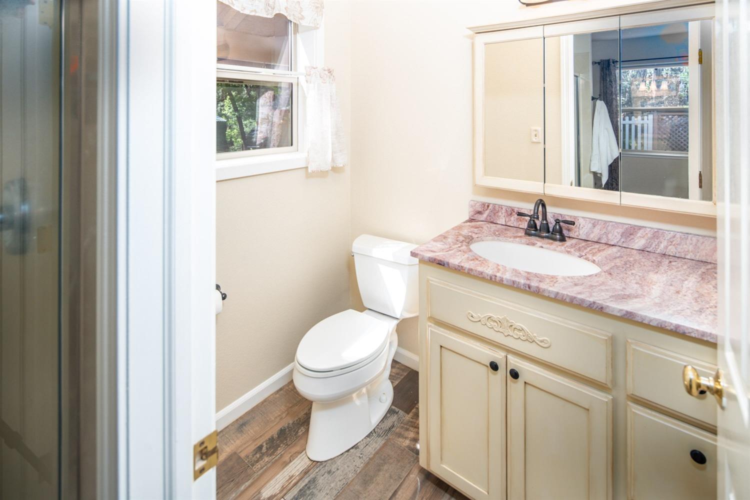 Detail Gallery Image 20 of 46 For 2721 Cable Ct, Camino,  CA 95709 - 3 Beds | 2/1 Baths