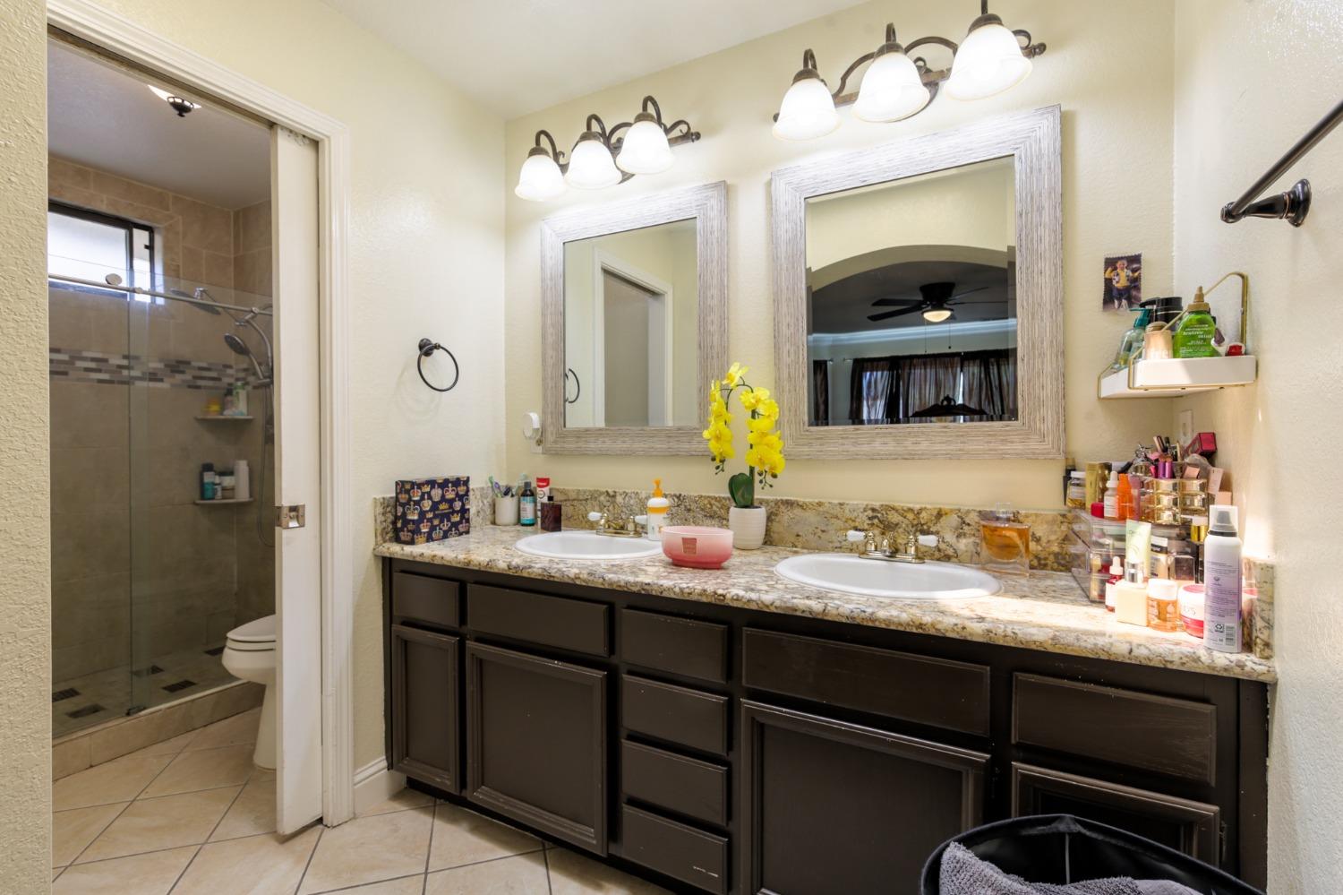 Detail Gallery Image 24 of 40 For 5795 Caribbean Cir, Stockton,  CA 95210 - 3 Beds | 2 Baths