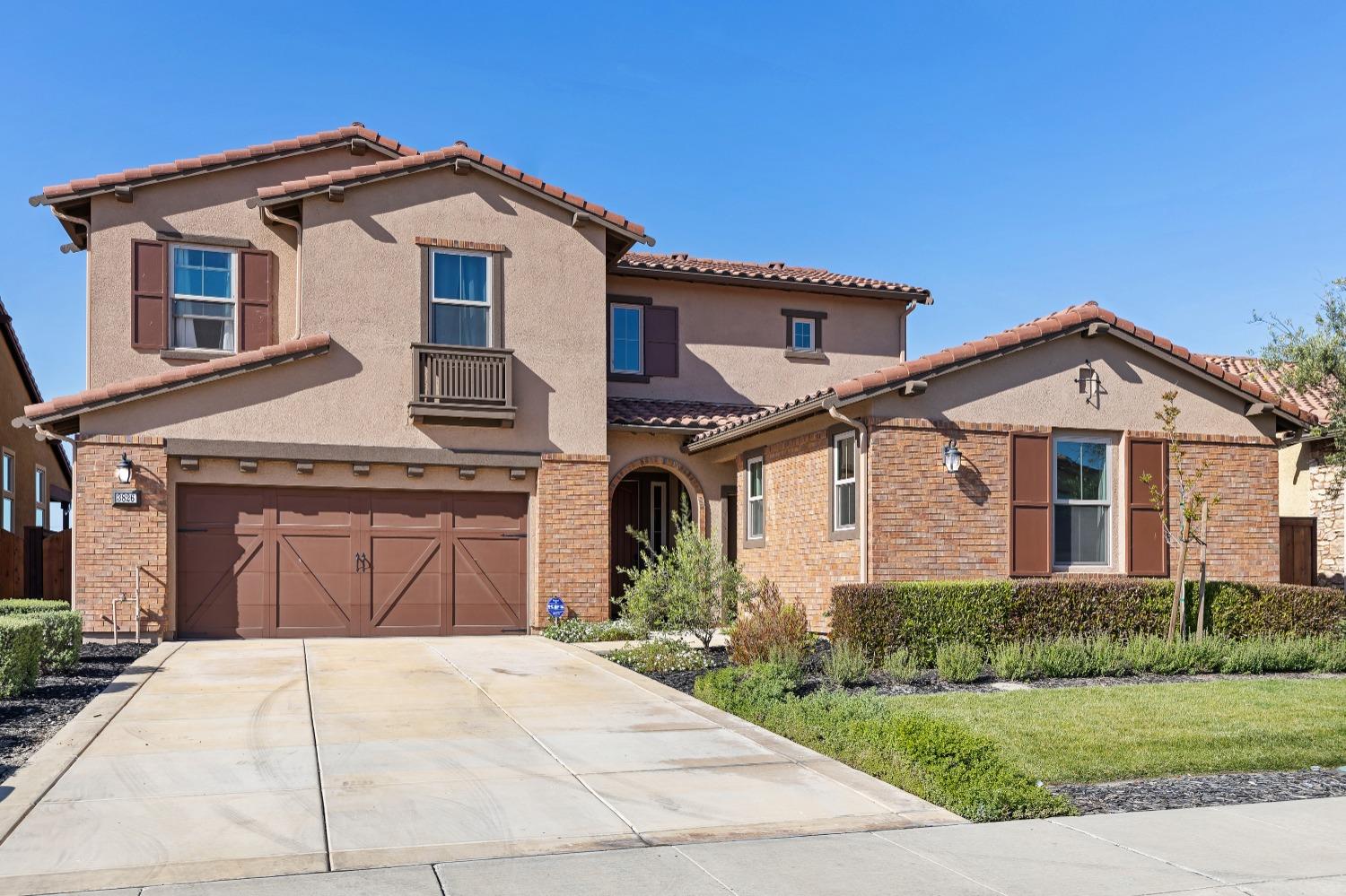 Detail Gallery Image 1 of 56 For 3826 Castellina Way, Manteca,  CA 95337 - 4 Beds | 3/1 Baths