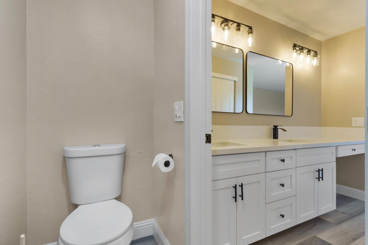 Detail Gallery Image 35 of 41 For 5540 Tangerine Ave, Sacramento,  CA 95823 - 4 Beds | 2 Baths