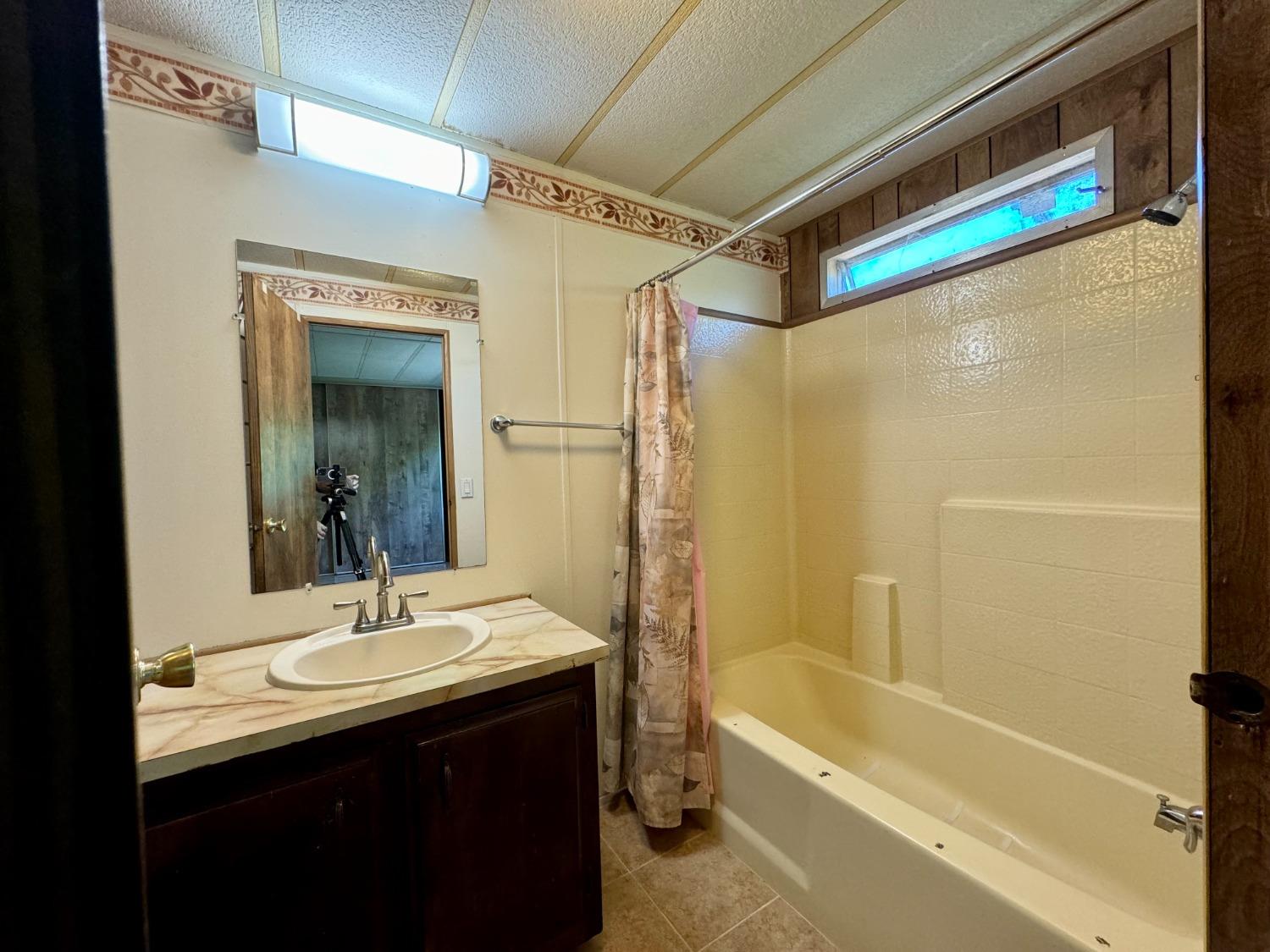 Detail Gallery Image 29 of 31 For 1537 Balein, Hayward,  CA 94544 - 2 Beds | 2 Baths