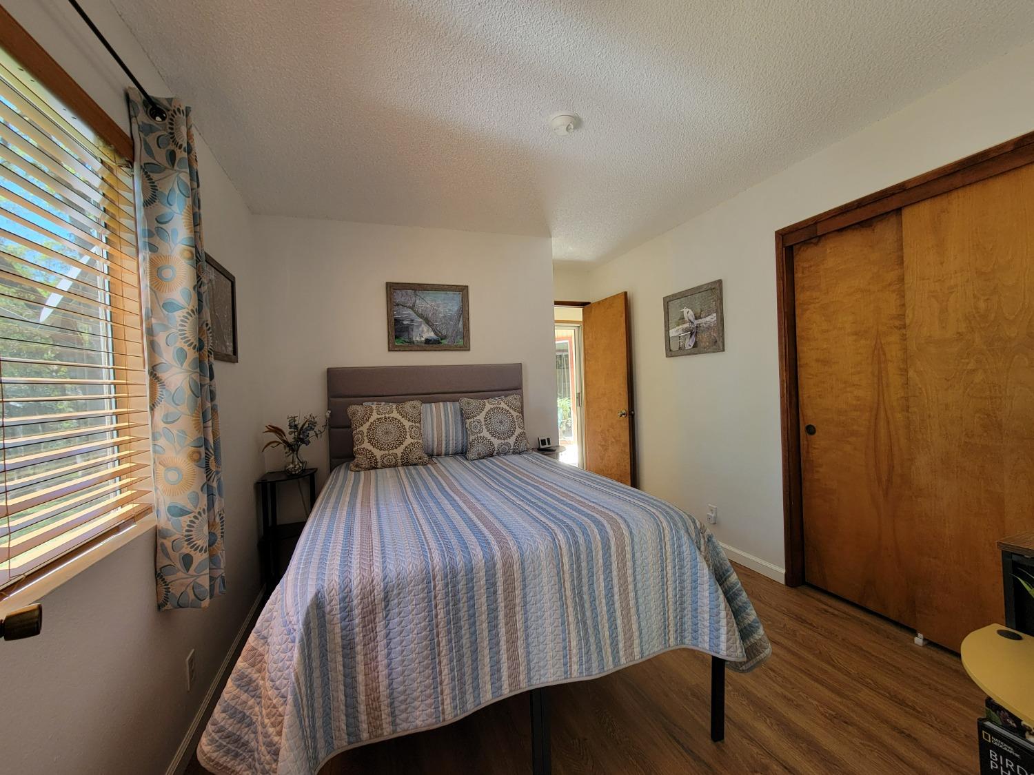 Detail Gallery Image 11 of 28 For 11968 Warbler Way, Penn Valley,  CA 95946 - 2 Beds | 1 Baths