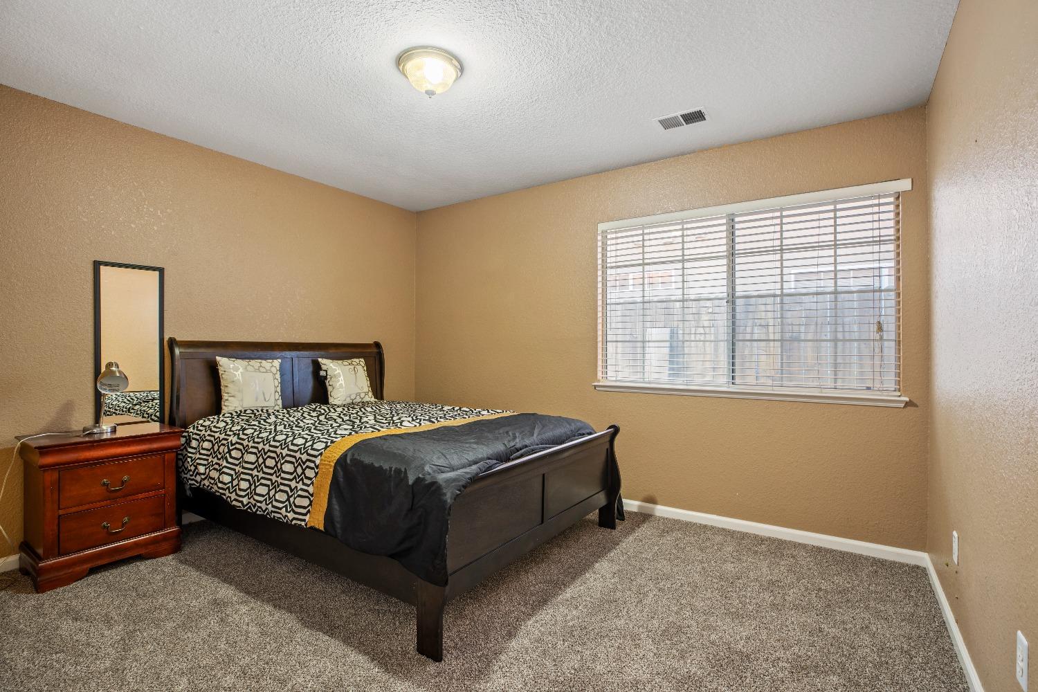 Detail Gallery Image 17 of 26 For 2213 London Cir, Modesto,  CA 95356 - 3 Beds | 2 Baths