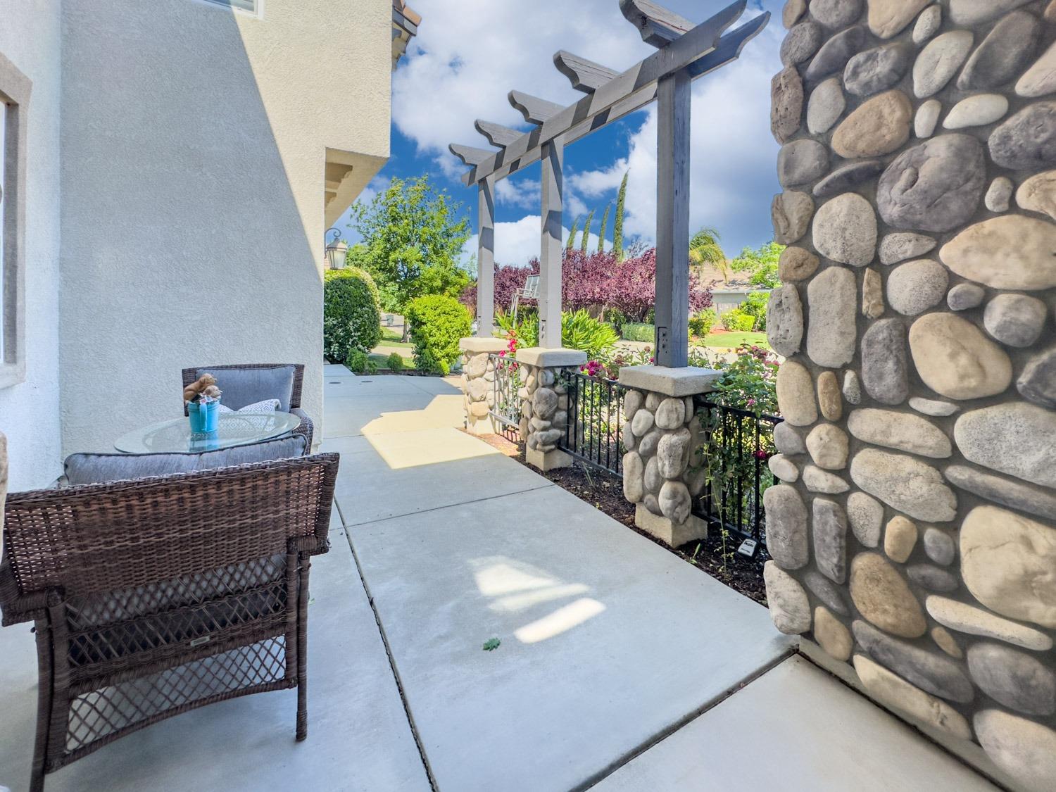 Detail Gallery Image 46 of 54 For 1332 Redcliffe Ln, Lincoln,  CA 95648 - 5 Beds | 4/1 Baths