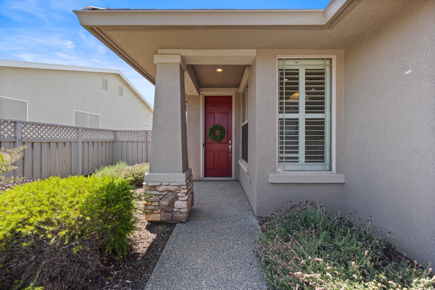 Detail Gallery Image 3 of 23 For 336 Daylily Ln, Lincoln,  CA 95648 - 2 Beds | 2 Baths