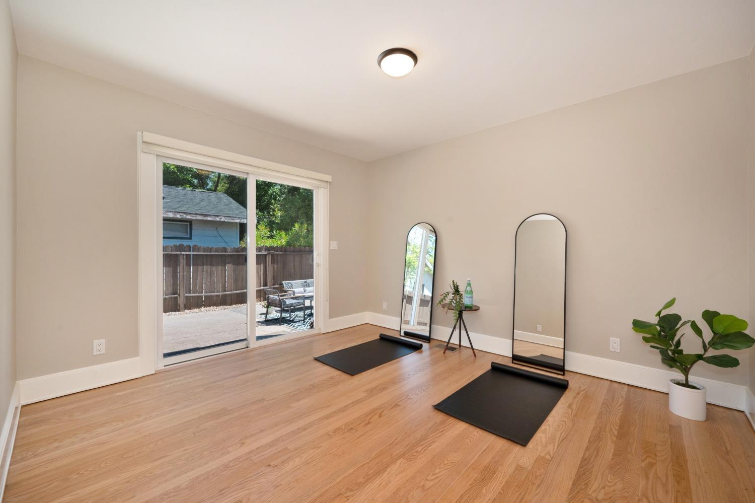 Detail Gallery Image 31 of 65 For 4501 Brand Way, Sacramento,  CA 95819 - 3 Beds | 2 Baths