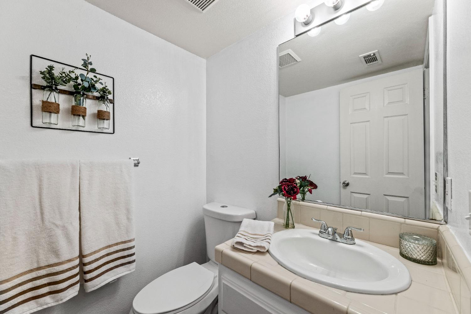 Detail Gallery Image 20 of 45 For 3300 Spill Way #2,  Cameron Park,  CA 95682 - 2 Beds | 2/1 Baths