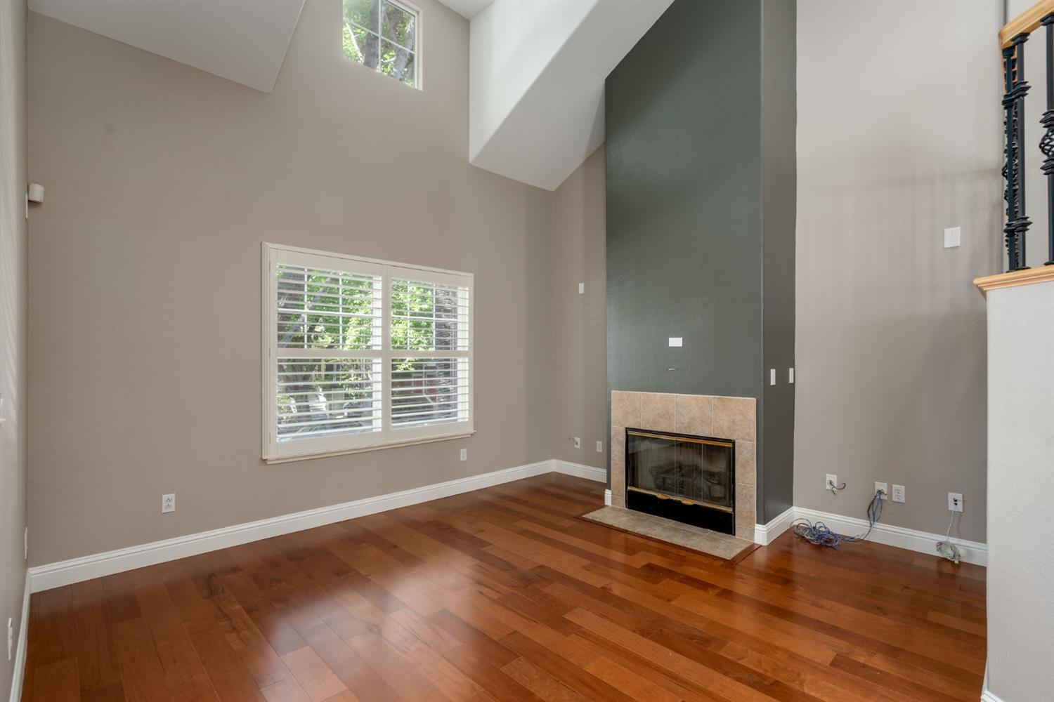 Detail Gallery Image 6 of 37 For 1315 Q St, Sacramento,  CA 95811 - 3 Beds | 3/1 Baths