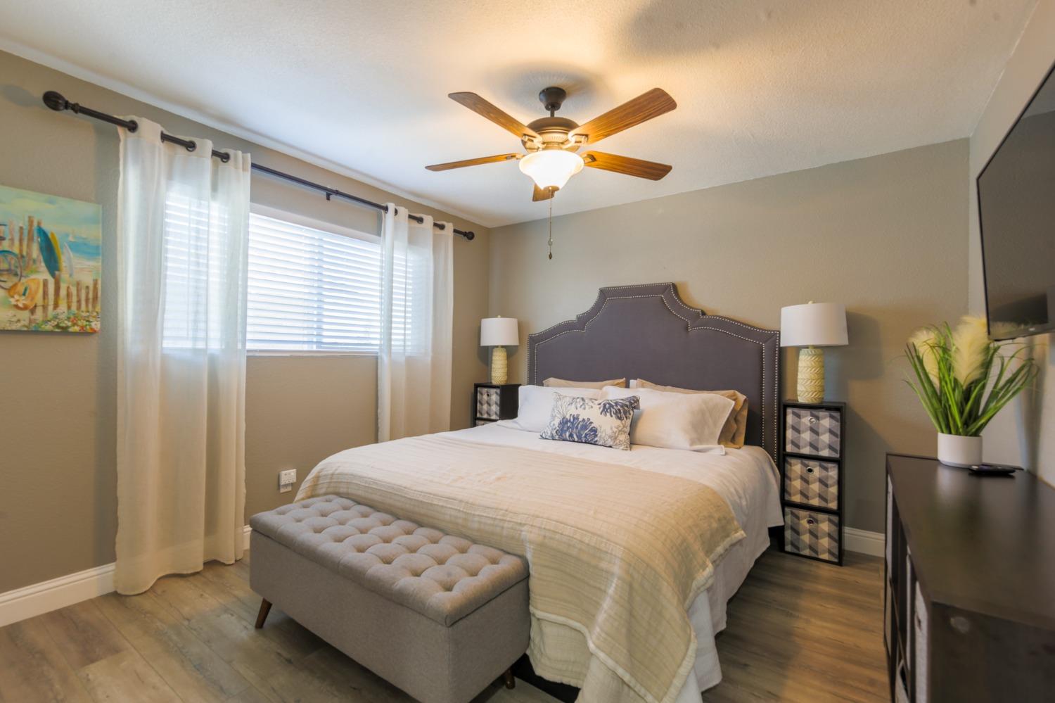 Detail Gallery Image 23 of 52 For 1621 W Whitmore Ave, Modesto,  CA 95358 - 3 Beds | 1/1 Baths