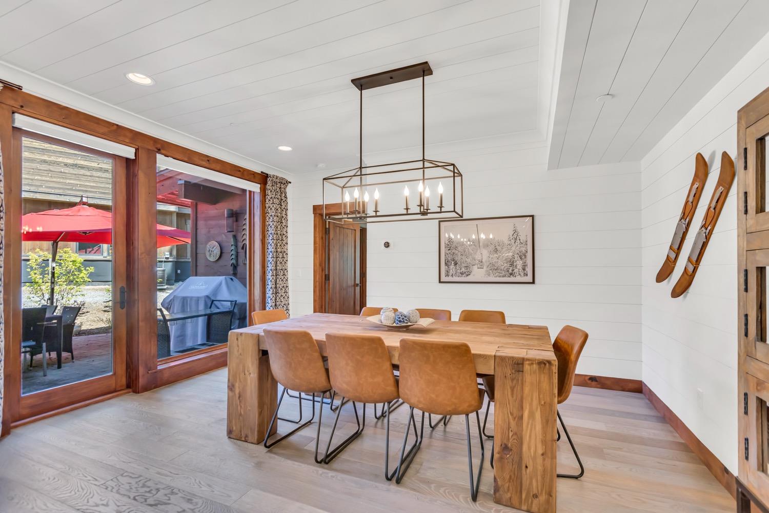 Detail Gallery Image 17 of 58 For 9106 Heartwood Dr, Truckee,  CA 96161 - 3 Beds | 3/1 Baths