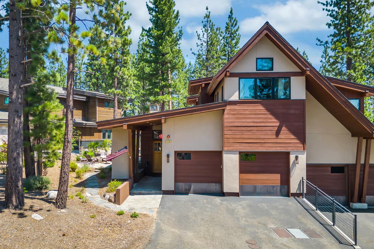 Detail Gallery Image 7 of 58 For 9106 Heartwood Dr, Truckee,  CA 96161 - 3 Beds | 3/1 Baths