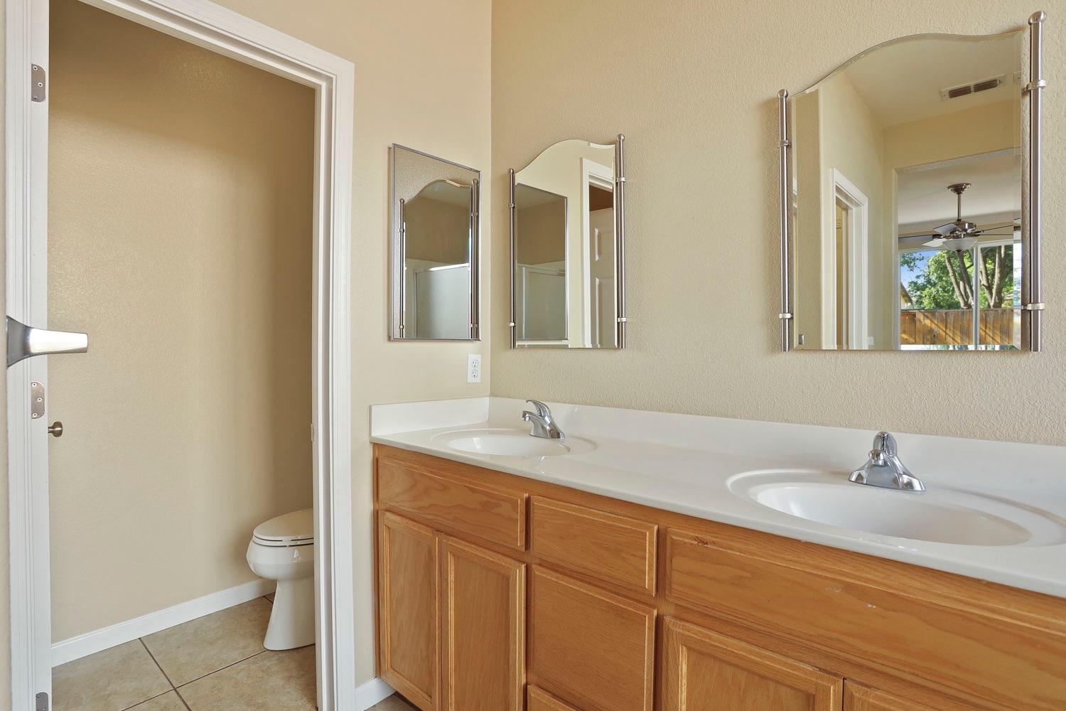 Detail Gallery Image 29 of 45 For 6437 Pine Meadow Cir, Stockton,  CA 95219 - 4 Beds | 2 Baths