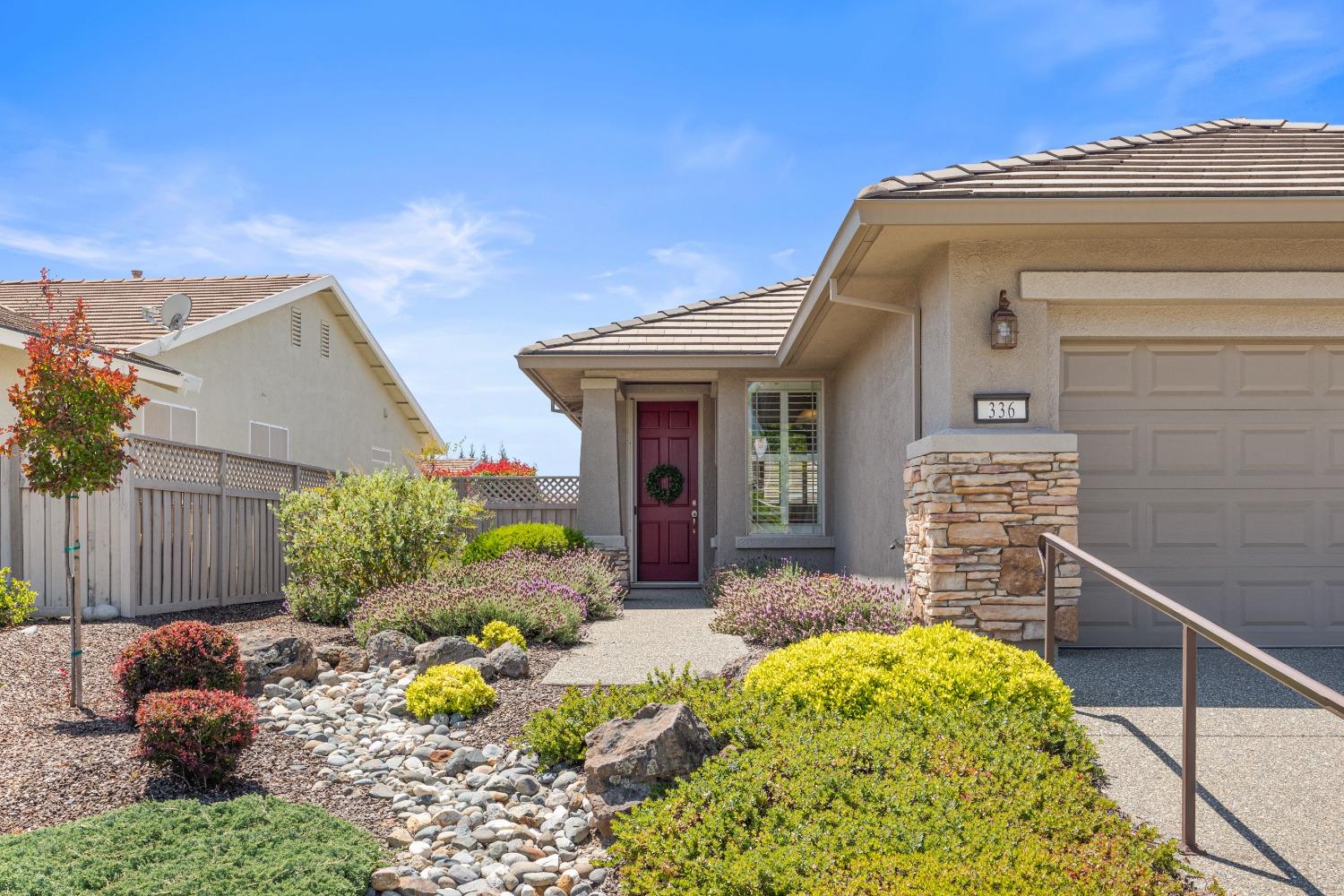 Detail Gallery Image 1 of 23 For 336 Daylily Ln, Lincoln,  CA 95648 - 2 Beds | 2 Baths