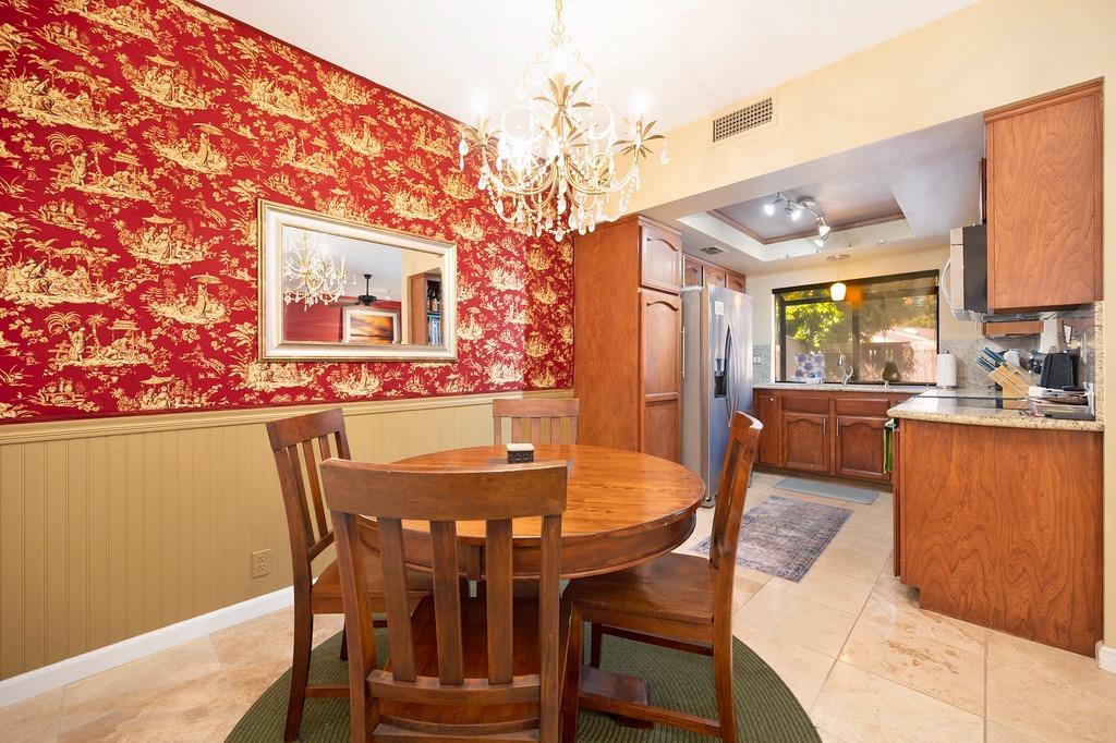 Detail Gallery Image 15 of 43 For 5641 Albert Ln, Citrus Heights,  CA 95610 - 2 Beds | 2/1 Baths