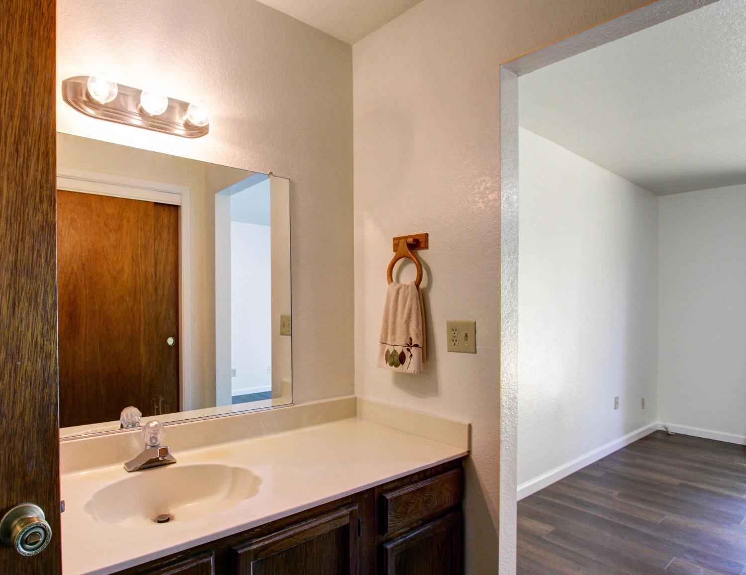 Detail Gallery Image 38 of 41 For 23253 Lone Pine Dr, Auburn,  CA 95602 - 3 Beds | 2 Baths