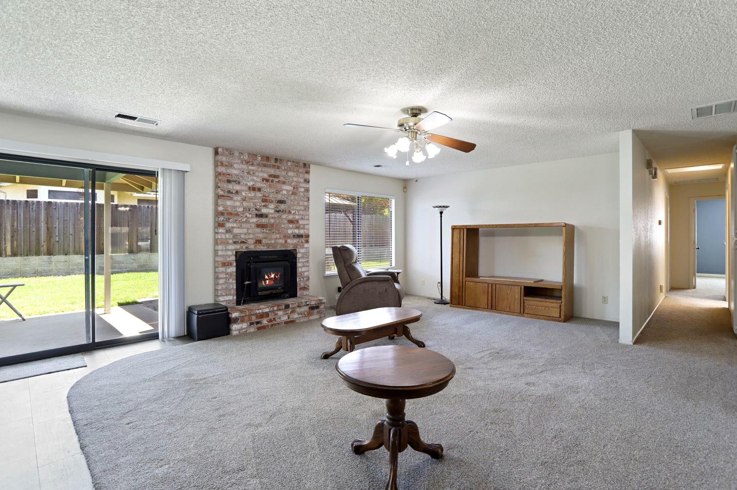 Detail Gallery Image 16 of 66 For 798 Los Flores Ct., Galt,  CA 95632 - 4 Beds | 2/1 Baths