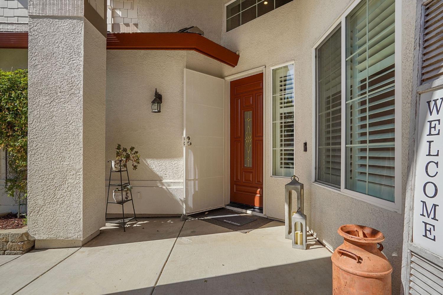 Detail Gallery Image 5 of 51 For 2947 Cardinal Dr, Lincoln,  CA 95648 - 5 Beds | 3 Baths