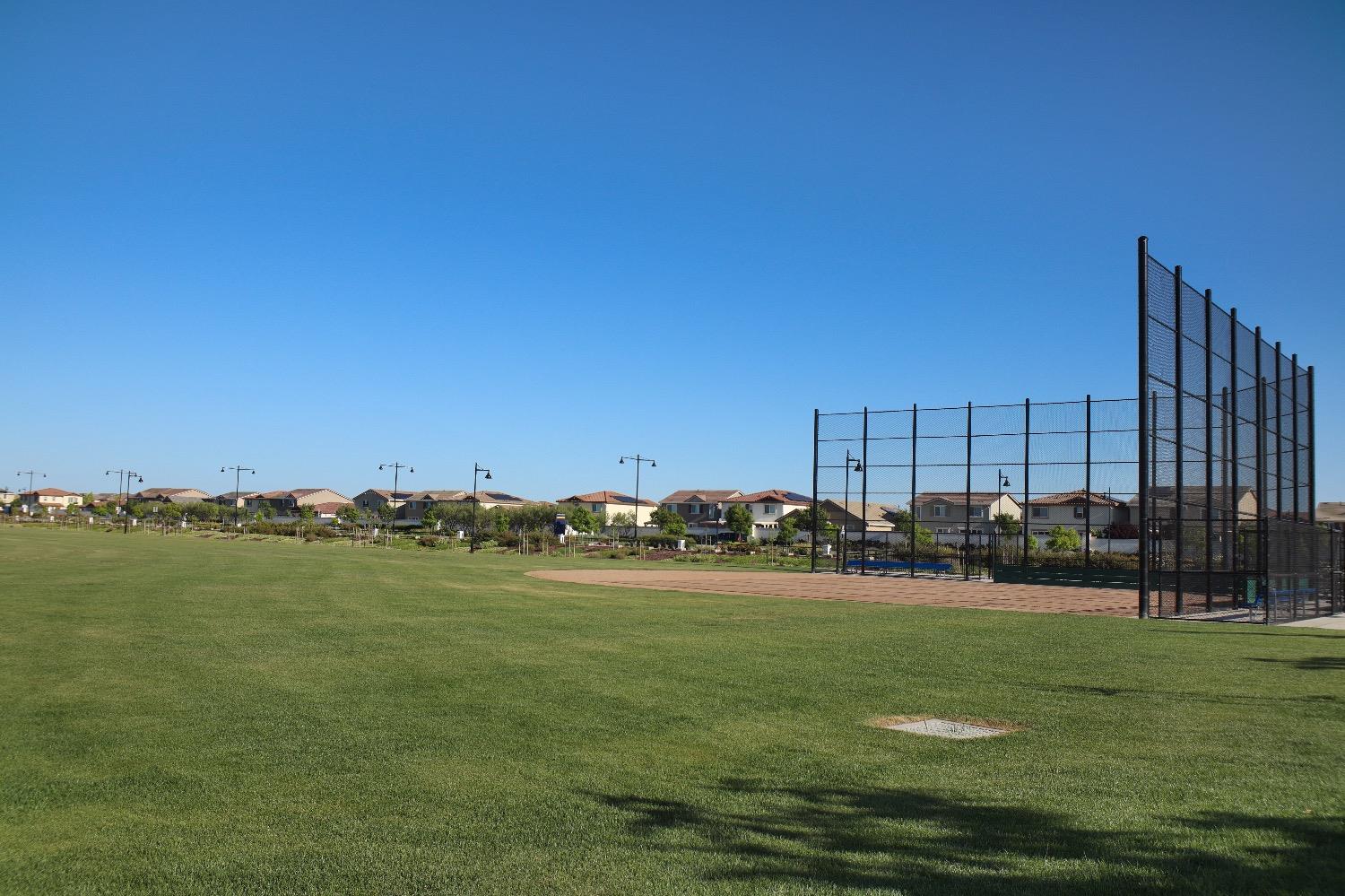 Oberlin Avenue, Lathrop, California image 31