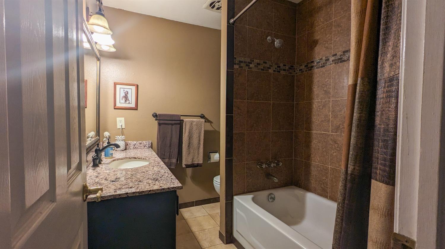 Detail Gallery Image 22 of 47 For 436 N Powers Ave, Manteca,  CA 95336 - 3 Beds | 2 Baths