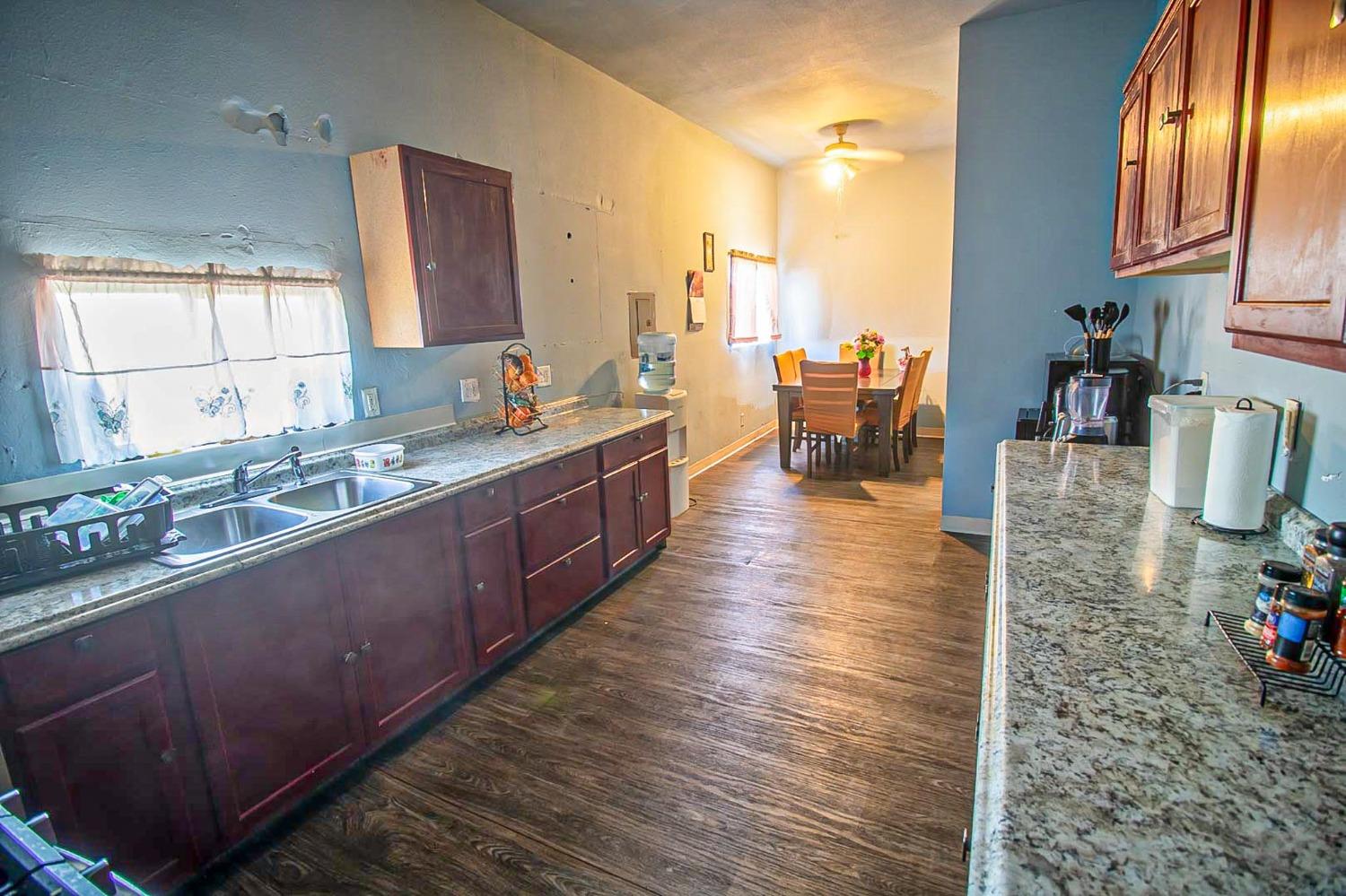 Detail Gallery Image 19 of 45 For 30 N Main St, Lodi,  CA 95240 - 3 Beds | 1/2 Baths