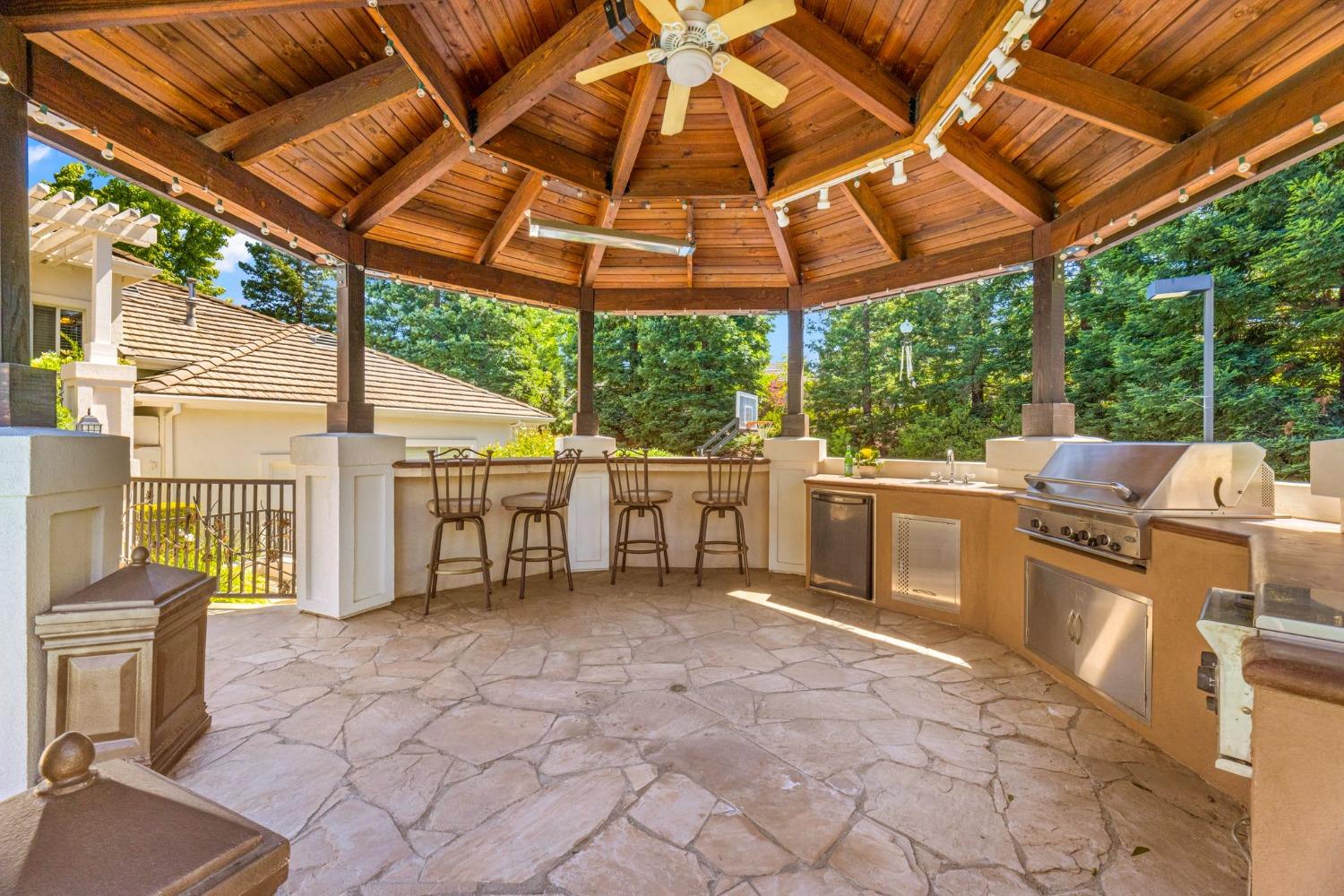 Detail Gallery Image 63 of 87 For 9505 Ashbourne Ct, Granite Bay,  CA 95746 - 4 Beds | 3/1 Baths