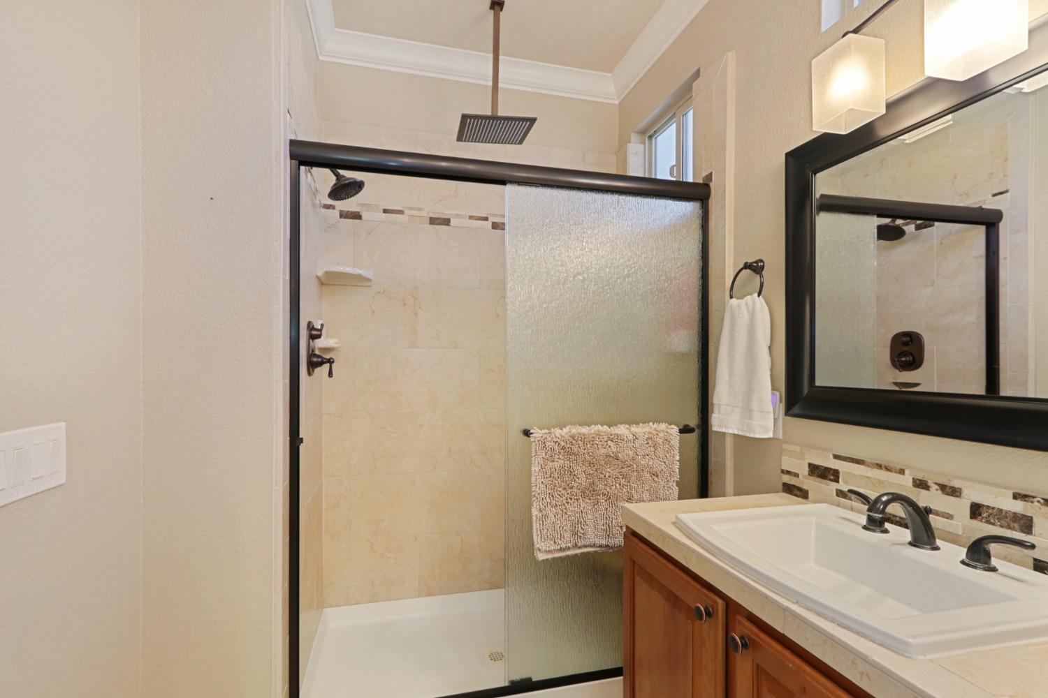 Detail Gallery Image 29 of 54 For 1308 Picket Fence Ln, Lincoln,  CA 95648 - 2 Beds | 2 Baths