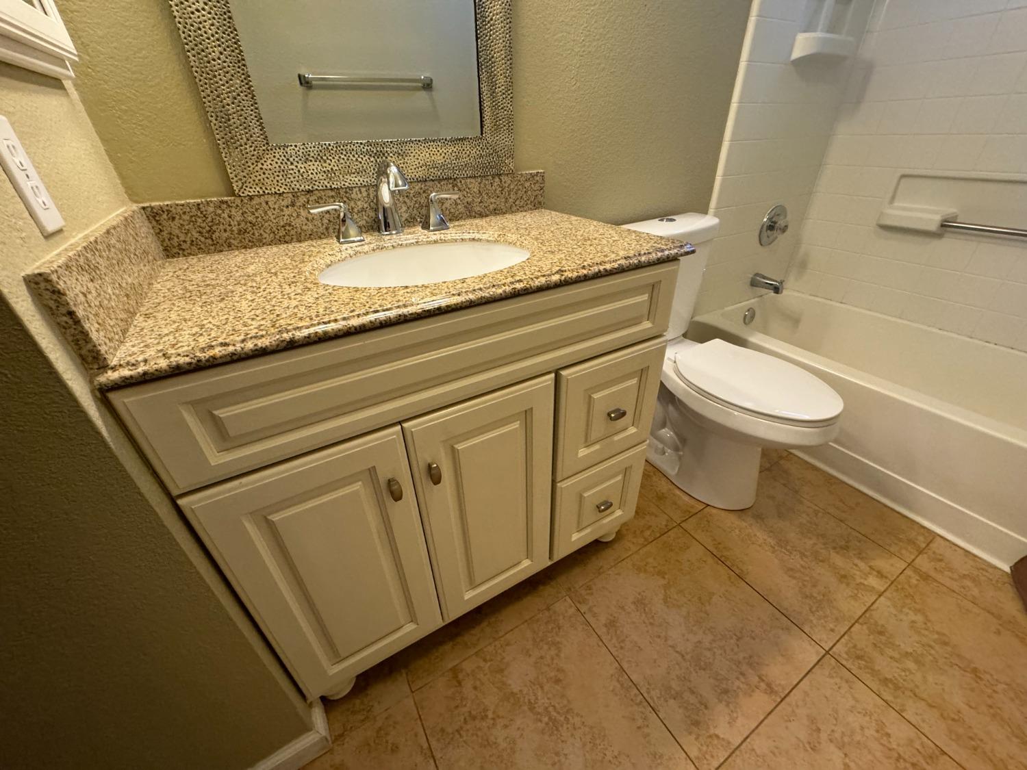 Detail Gallery Image 16 of 33 For 5313 Brimfield Ln, Salida,  CA 95368 - 3 Beds | 2 Baths