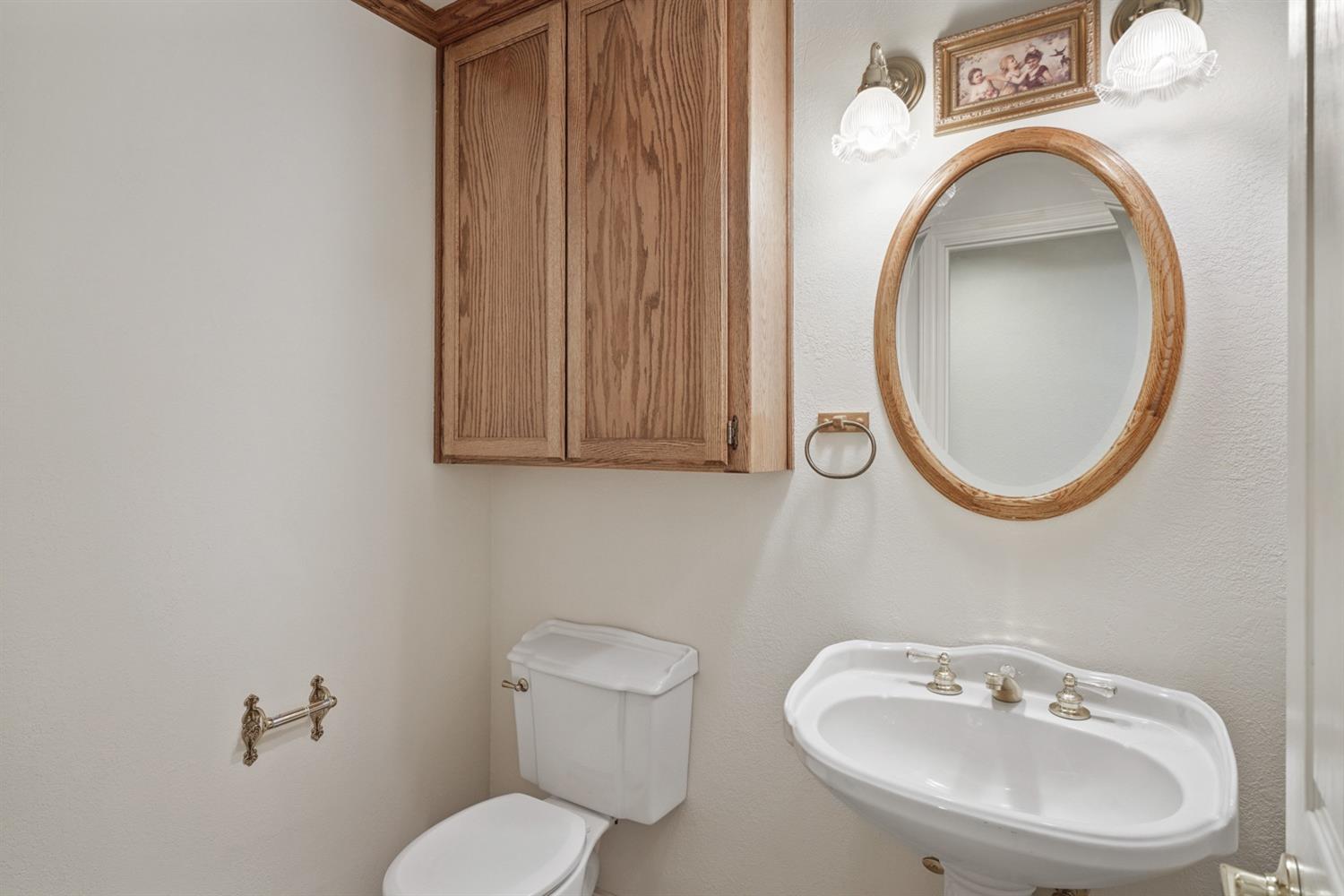 Detail Gallery Image 26 of 45 For 13089 Somerset Dr, Grass Valley,  CA 95945 - 3 Beds | 3/1 Baths