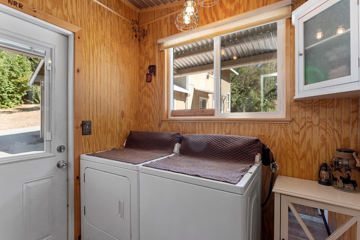 Detail Gallery Image 16 of 40 For 1281 Dog Bar Rd, Colfax,  CA 95713 - 2 Beds | 2 Baths