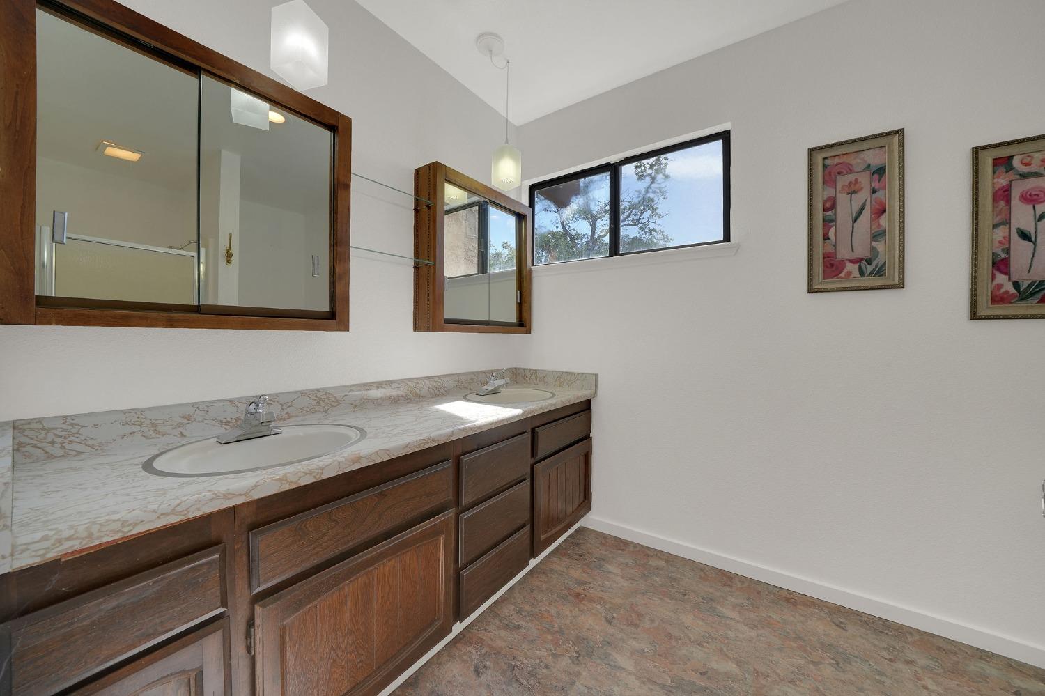Detail Gallery Image 50 of 91 For 6340 Bergsma Ln, Valley Springs,  CA 95252 - 5 Beds | 2/1 Baths