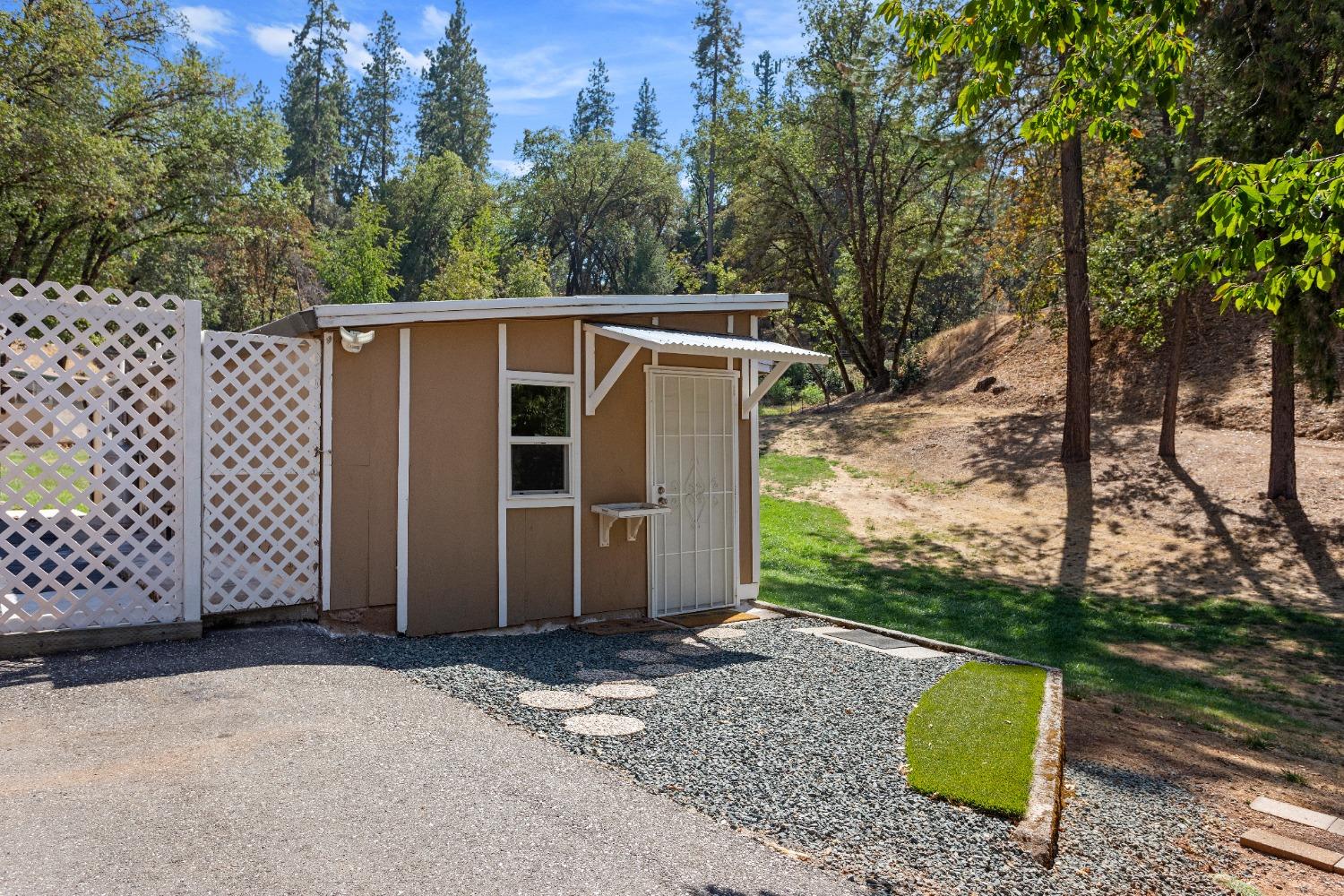 Detail Gallery Image 19 of 40 For 1281 Dog Bar Rd, Colfax,  CA 95713 - 2 Beds | 2 Baths