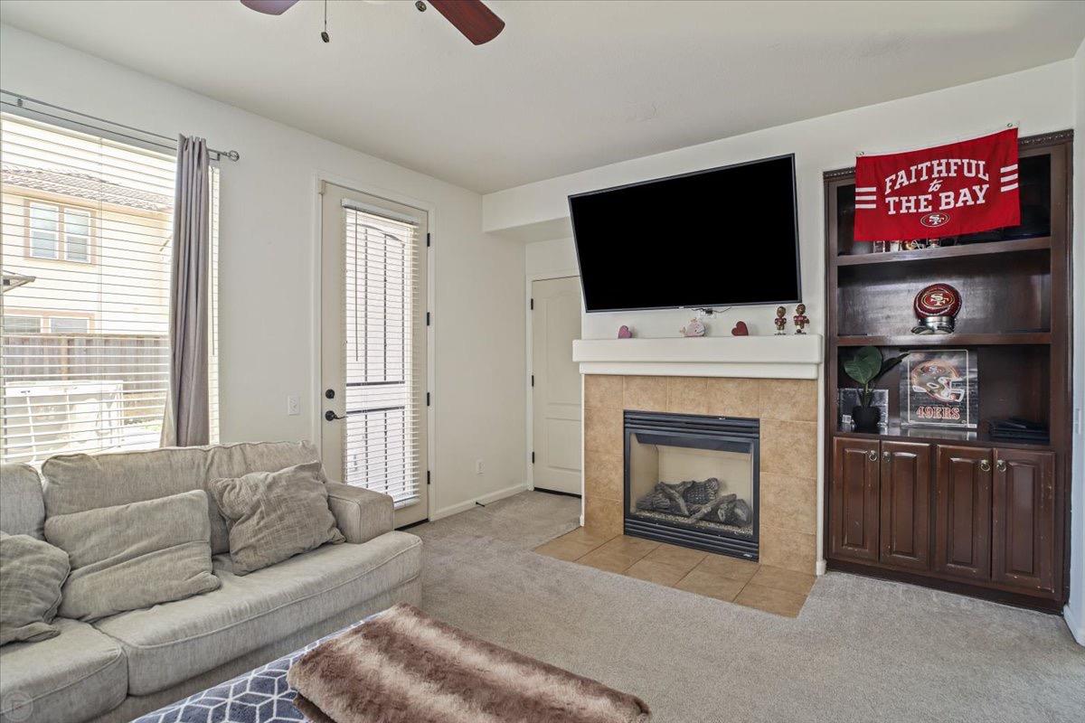 Detail Gallery Image 17 of 37 For 1660 Hearthsong Dr, Manteca,  CA 95337 - 3 Beds | 2/1 Baths