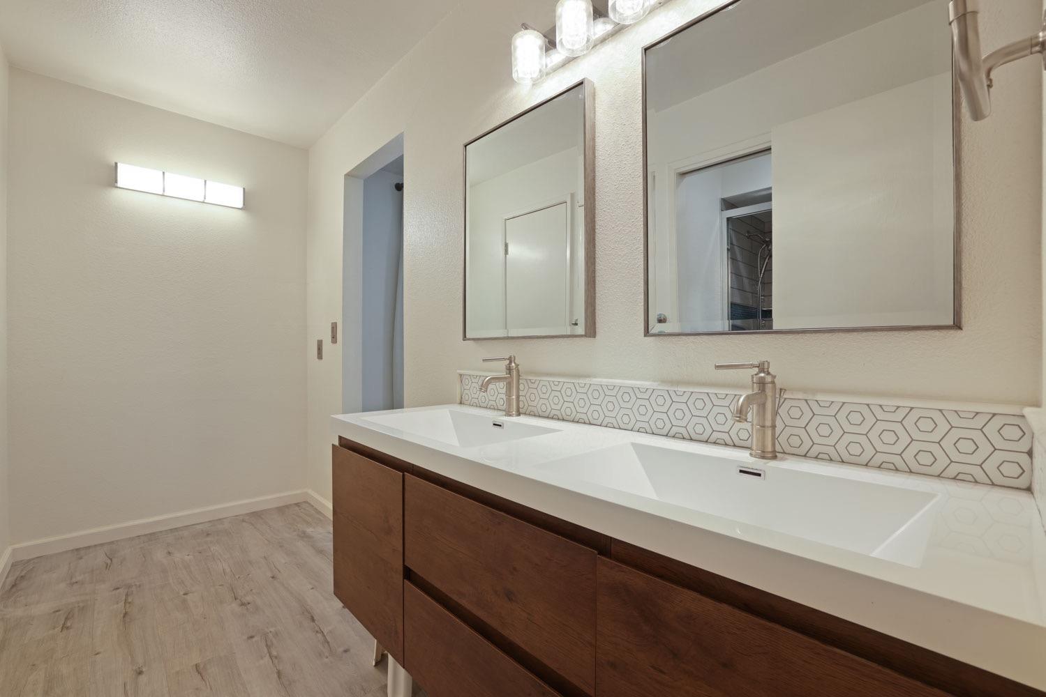 Detail Gallery Image 13 of 36 For 1126 Aberdeen Ave, Stockton,  CA 95209 - 3 Beds | 2 Baths