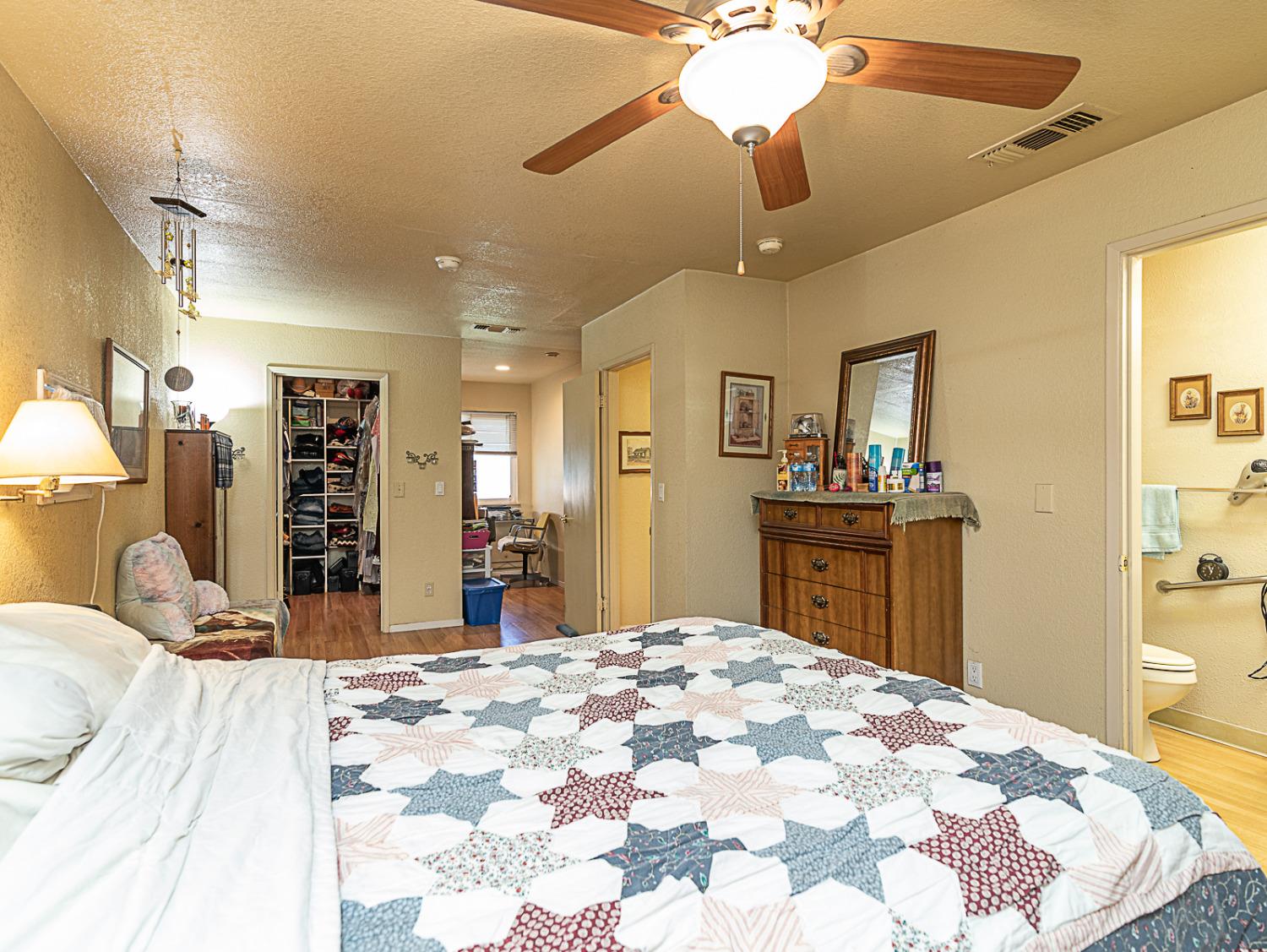 Detail Gallery Image 19 of 40 For 12109 Washburn Ave, Waterford,  CA 95386 - 3 Beds | 2 Baths