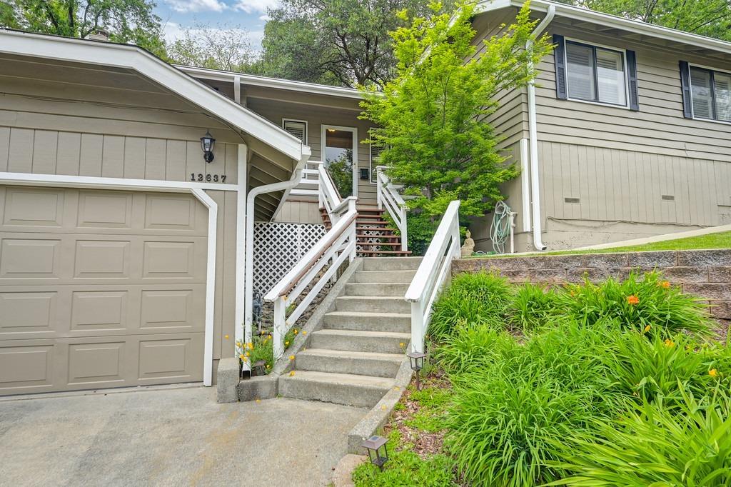 Detail Gallery Image 4 of 53 For 12637 Vick Ct, Auburn,  CA 95603 - 3 Beds | 2 Baths