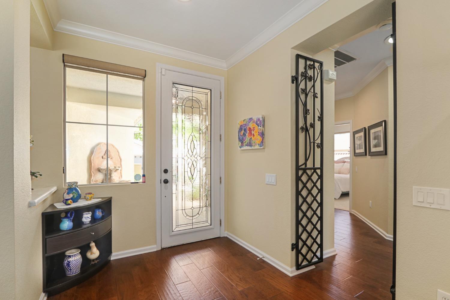 Detail Gallery Image 8 of 54 For 1308 Picket Fence Ln, Lincoln,  CA 95648 - 2 Beds | 2 Baths