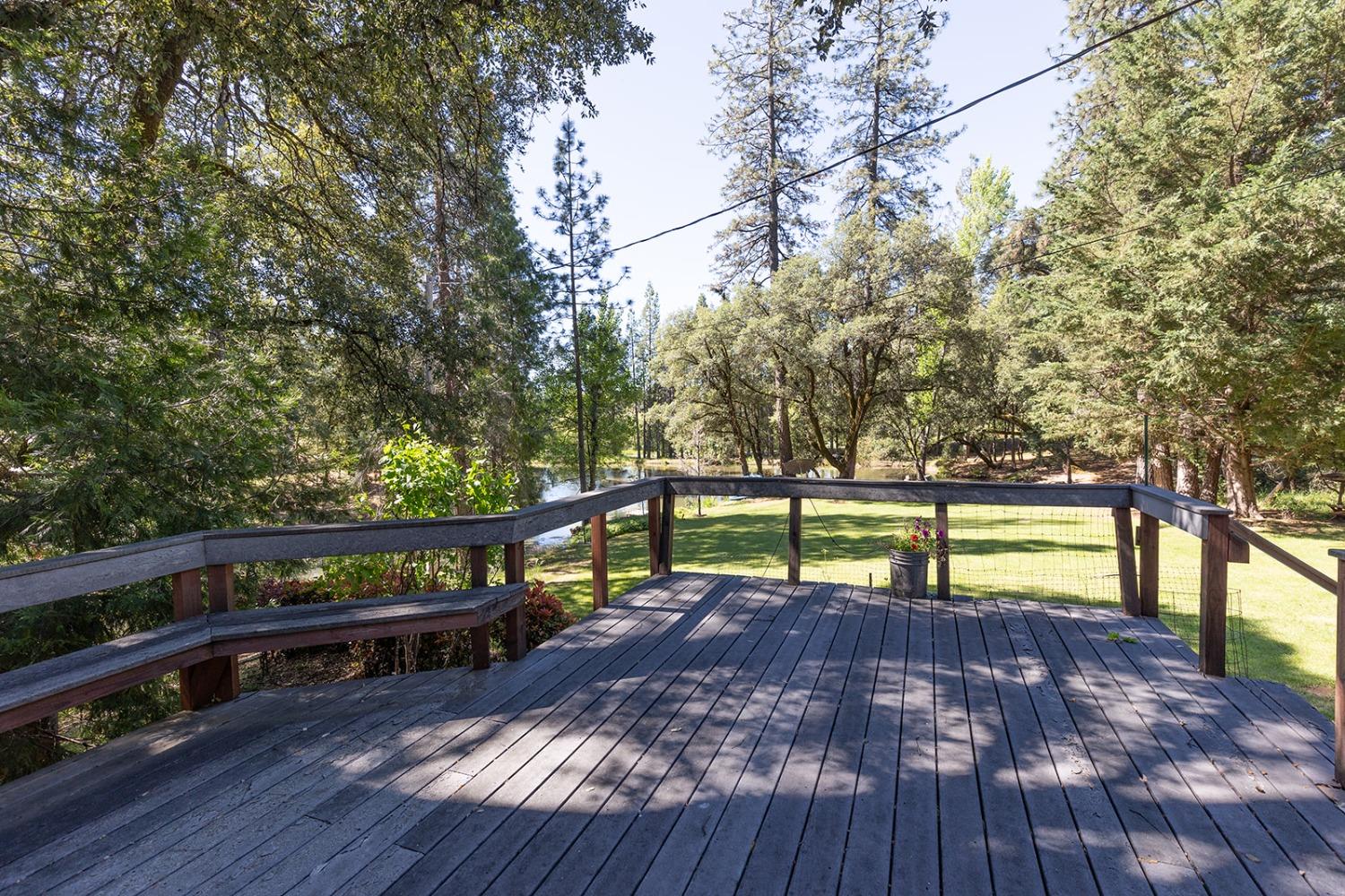 Detail Gallery Image 34 of 36 For 15358 Lower Colfax Rd, Grass Valley,  CA 95945 - 2 Beds | 2 Baths