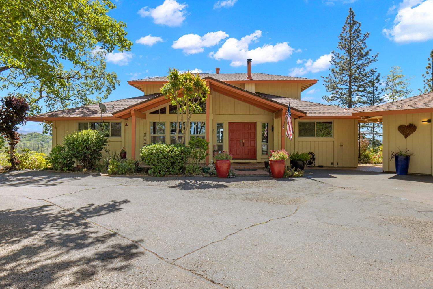 Detail Gallery Image 1 of 1 For 4820 Demyhig Ln, Placerville,  CA 95667 - 3 Beds | 2/1 Baths