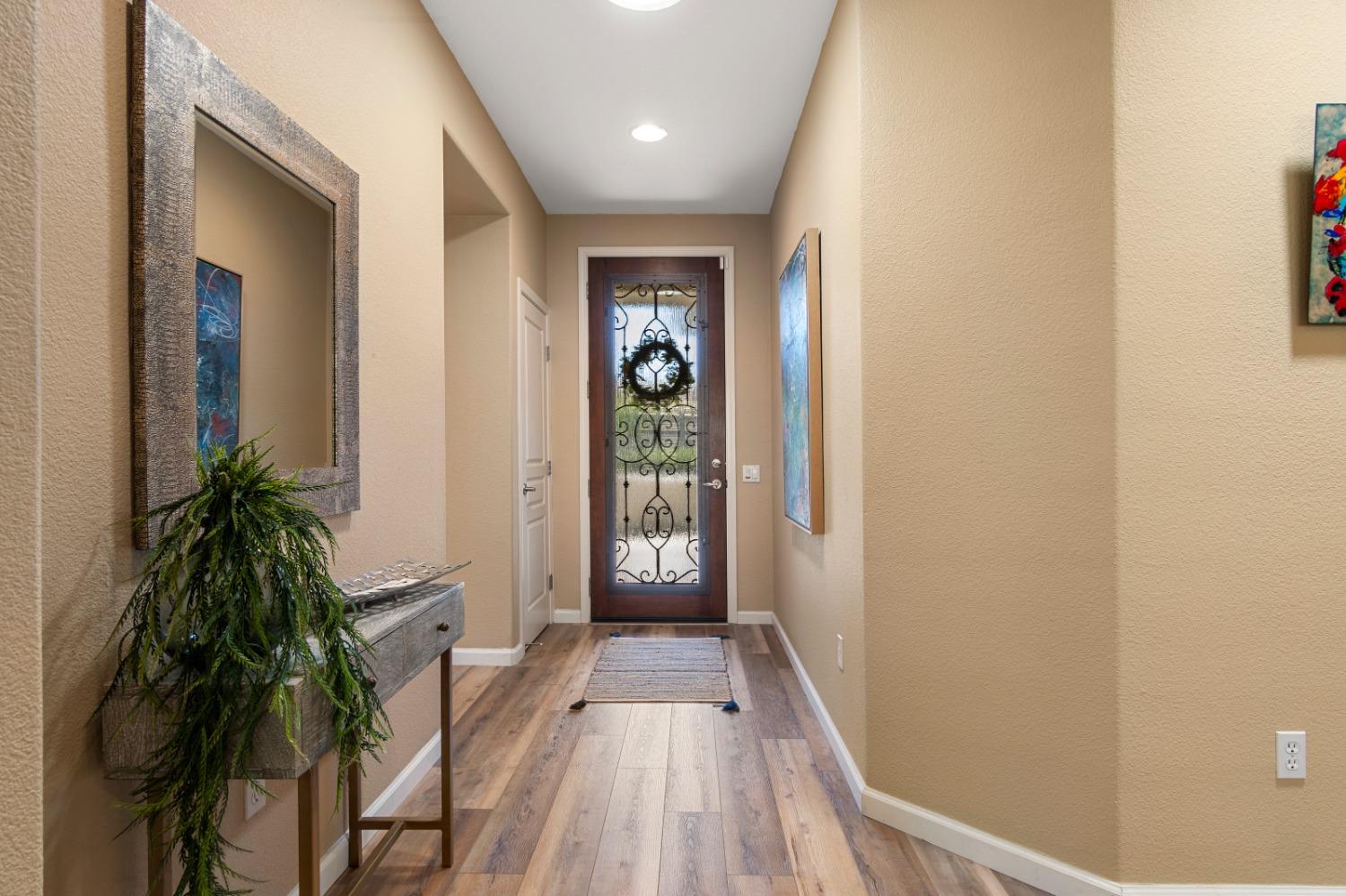 Detail Gallery Image 20 of 42 For 1900 Viola View Ct, Lincoln,  CA 95648 - 3 Beds | 2 Baths