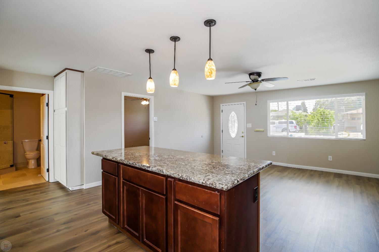Detail Gallery Image 17 of 30 For 521 Oregon St, Manteca,  CA 95337 - 1 Beds | 1 Baths